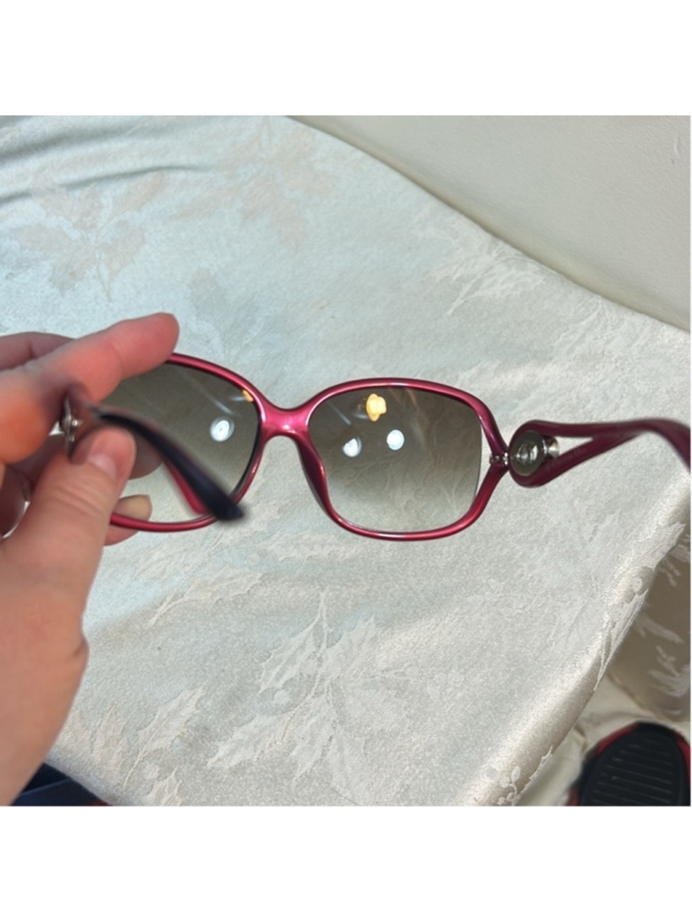 Dior VOLUTE2STR Chic Red Sunglasses with Rhinestone Detail OF5058S57N - Picture 5 of 13